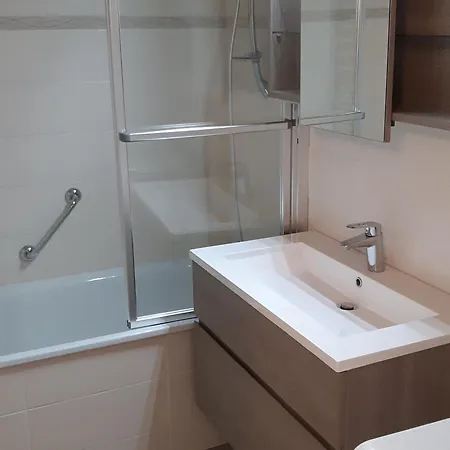 Apartment 4 Pers, Au Pied Des Pistes, - Fr-1-516-122