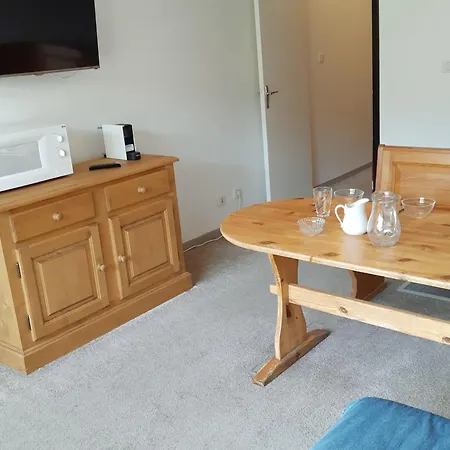 4 Pers, Au Pied Des Pistes, - Fr-1-516-122 Apartment *